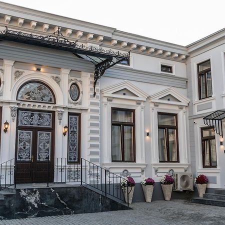 Sir Luxury Boutique Hotel Braila Bagian luar foto