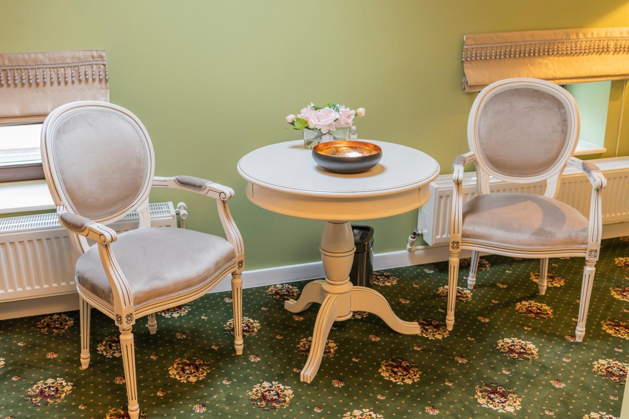 Sir Luxury Boutique Hotel Braila Bagian luar foto